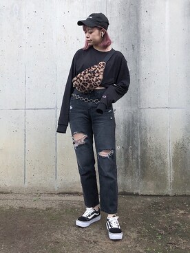 「Heather（ヘザー）のアイテム（ボディバッグ/ウエストポーチ）」を使った、ENAさん（レディース・162cm）の秋コーディネート