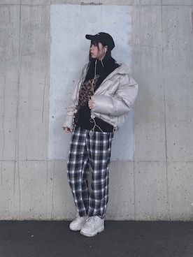 「Heather（ヘザー）のアイテム（ボディバッグ/ウエストポーチ）」を使った、ENAさん（レディース・162cm）の冬コーディネート