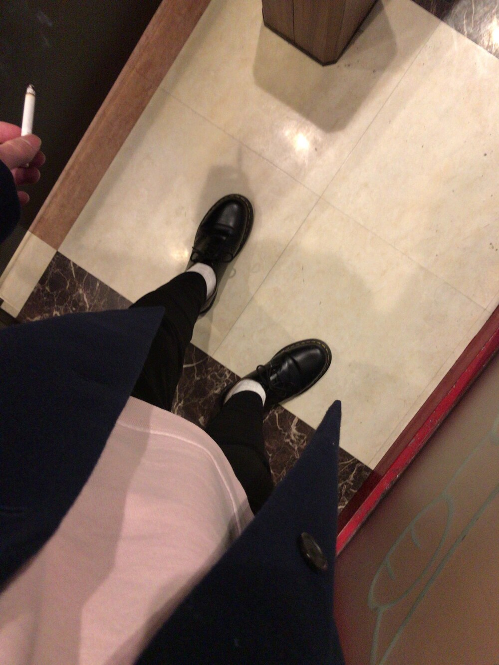「Dr. Martensの＜Dr.Martens（ドクターマーチン）＞ THICKSOLE 3EYE/シューズ（その他シューズ、ブラック系）」を使った、おぎのさん（メンズ・172cm）の春コーディネートの1枚目の写真
