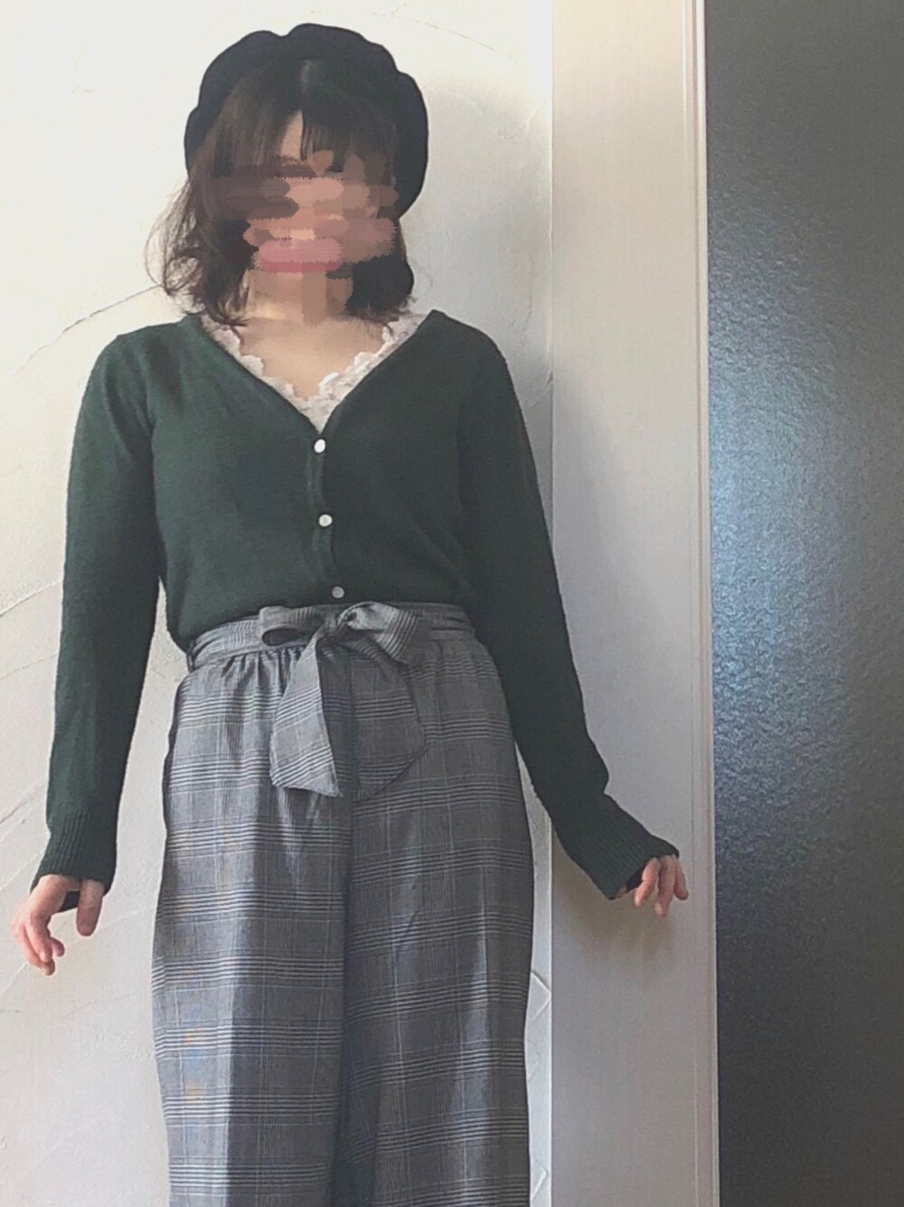 「ootd、おしゃれさんと繋がりたい、ギンガムチェック、INGNI、fifth、低身長、低身長コーデ」｜「GLOBAL WORKの【抗菌・防臭】ウールベレー/762582（ハンチング/ベレー帽、ブラック系）」を使った、momo*｡さん（レディース・151cm）の秋コーディネートの1枚目の写真