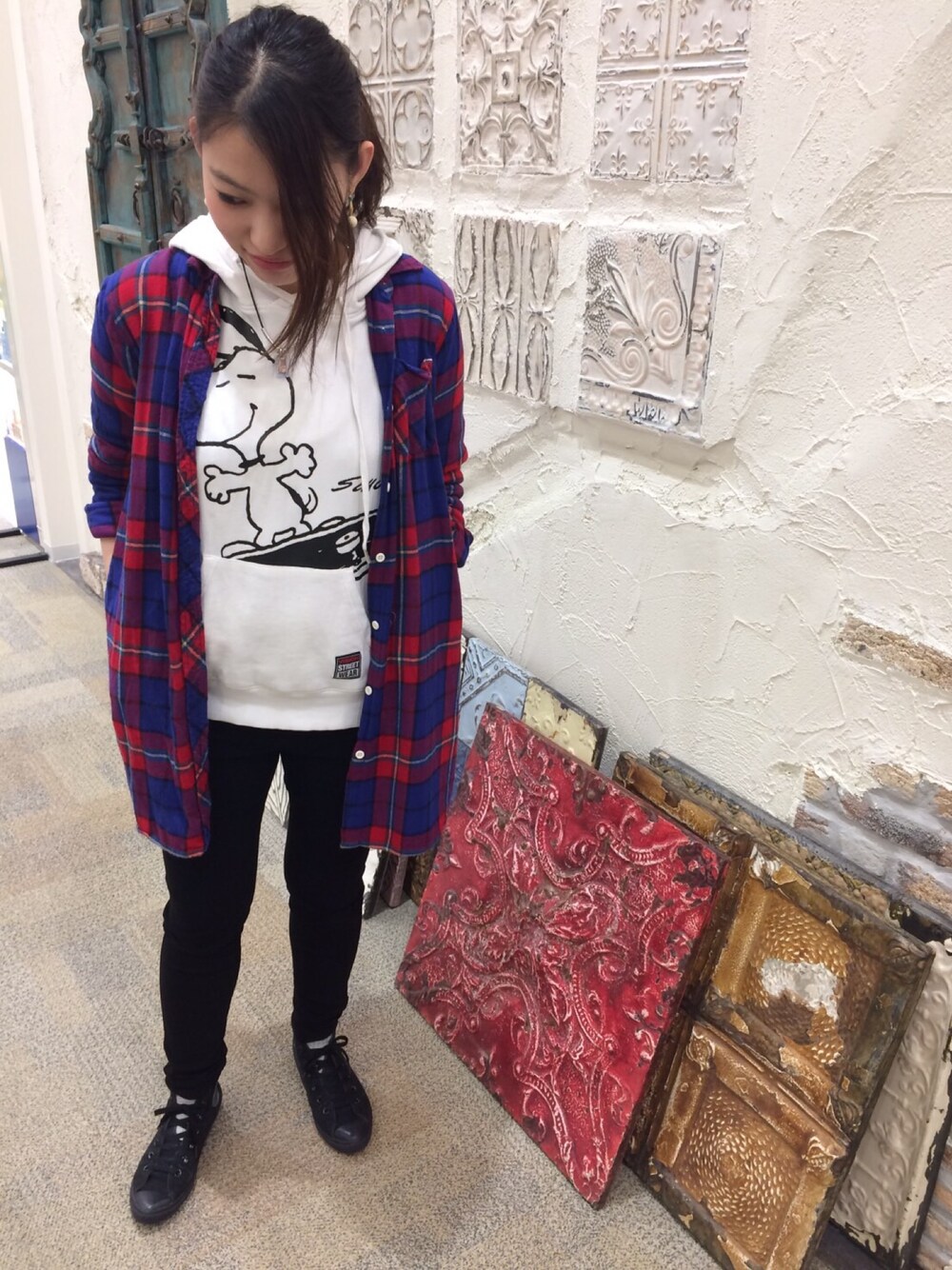 「CONVERSEのCONVERSE / CVS ALL STAR HI（スニーカー、ブラック系）」を使った、cさん（レディース・159cm）の春コーディネートの1枚目の写真