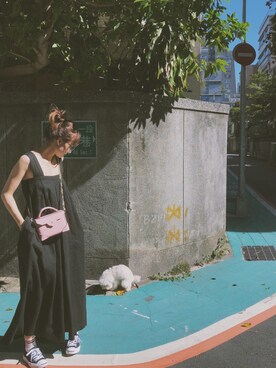 「MANU ATELIER（マニュ アトリエ）のアイテム」を使った、kiki謝琦琦さん（レディース・164cm）の夏コーディネート