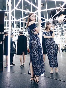 「Dior（ディオール）のアイテム（パンプス）」を使った、kiki謝琦琦さん（レディース・164cm）の秋コーディネート