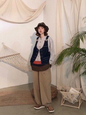 「KEEN（キーン）のアイテム」を使った、kiki謝琦琦さん（レディース・164cm）の春コーディネート