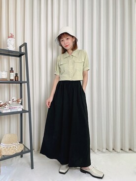 「CHARLES & KEITH（チャールズ & キース）のアイテム（スリッポン）」を使った、𝕃𝕀𝕃𝕐 さん（レディース・160cm）の春コーディネート