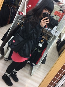 「MAGICAL MOSH MISFITS（マジカルモッシュミスフィッツ）のアイテム（ジャケット/アウター）」を使った、ななみんさん（レディース・169cm）の冬コーディネート