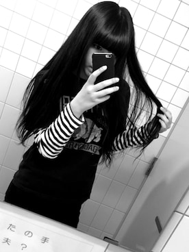 「トイレから失礼しやす」｜「アイテム（スニーカー）」を使った、ななみんさん（レディース・169cm）の春コーディネート