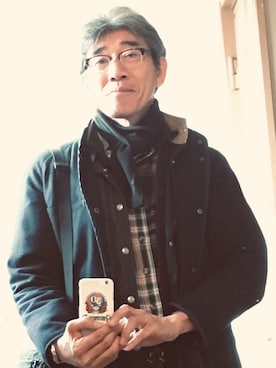 「アイテム（マウンテンパーカー、ブルー系）」を使った、Toshiki Harutaさん（メンズ・173cm）の冬コーディネート
