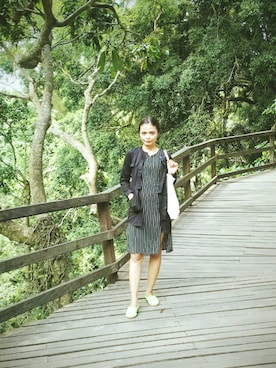 「Gaudi（ガウディ）のアイテム」を使った、Dinata Ayuさん（レディース・170cm）の春コーディネート