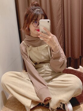 「NICE CLAUP（ナイスクラップ）のアイテム（オールインワン・サロペット）」を使った、marieさん（レディース・158cm）の秋コーディネート