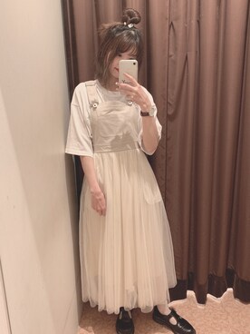 「NICE CLAUP（ナイスクラップ）のアイテム（オールインワン・サロペット）」を使った、marieさん（レディース・158cm）の春コーディネート