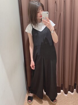「NICE CLAUP（ナイスクラップ）のアイテム（オールインワン・サロペット）」を使った、marieさん（レディース・158cm）の春コーディネート
