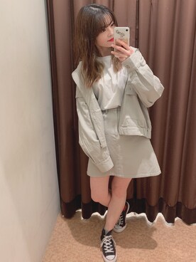 「アイテム（デニムジャケット、グリーン系）」を使った、marieさん（レディース・158cm）の春コーディネート