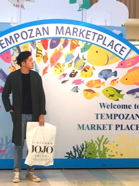 「ZOZO（ゾゾ）のスリムテーパードデニムパンツ［WOMEN］（デニムパンツ）」を使った、やすぺさん（メンズ・185cm）の冬コーディネート