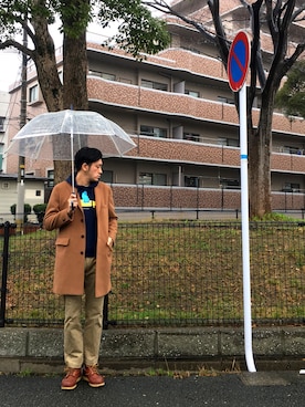 「雨」｜「アイテム（チェスターコート）」を使った、やすぺさん（メンズ・185cm）の冬コーディネート