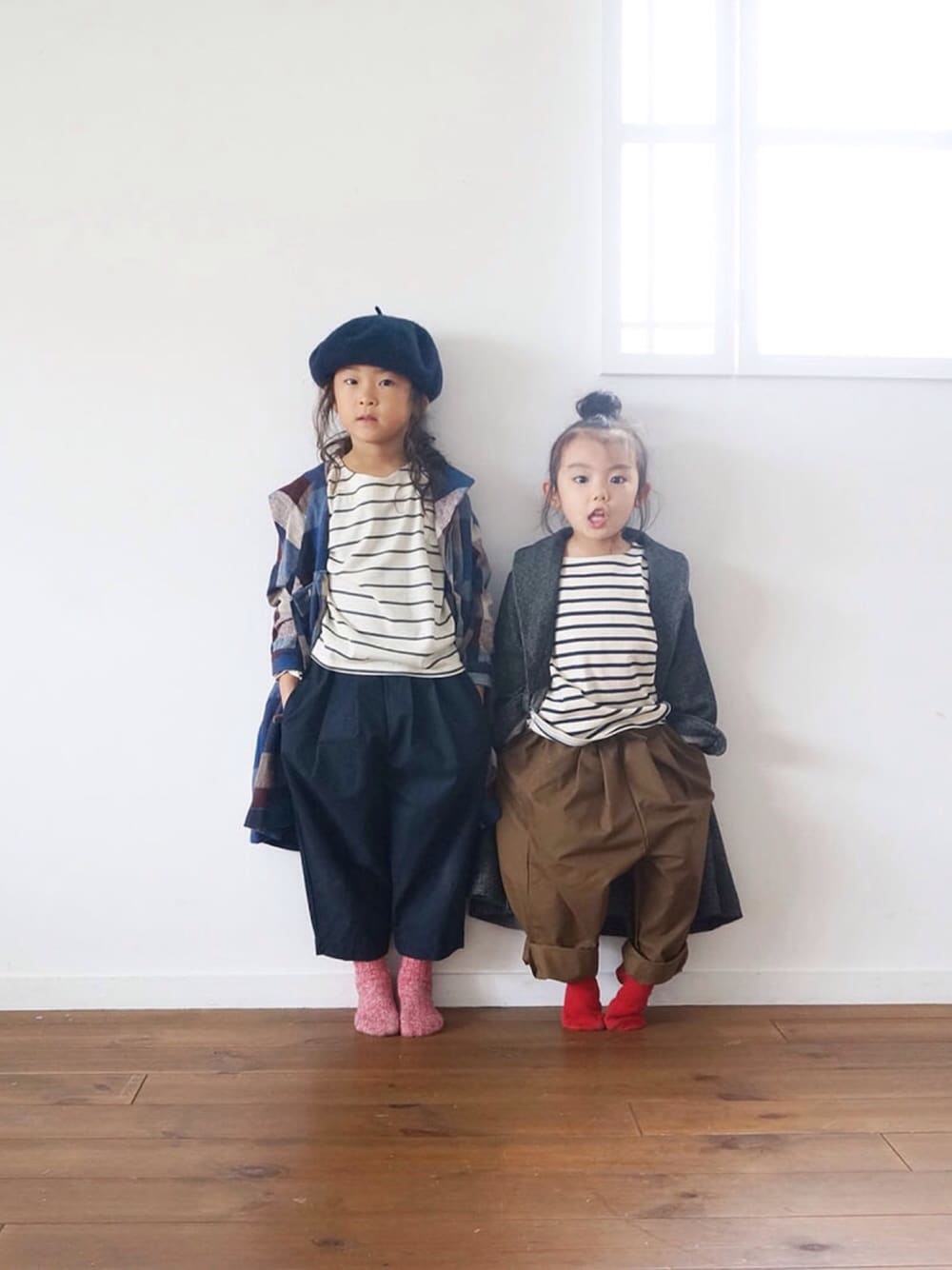 「pongee、kids、キッズファッション、キッズコーデ、おそろいコーデ、ガウンコート」｜「pongeeのアイテム（その他アウター、その他）」を使った、pongeeさん（キッズ・110cm）の冬コーディネートの1枚目の写真