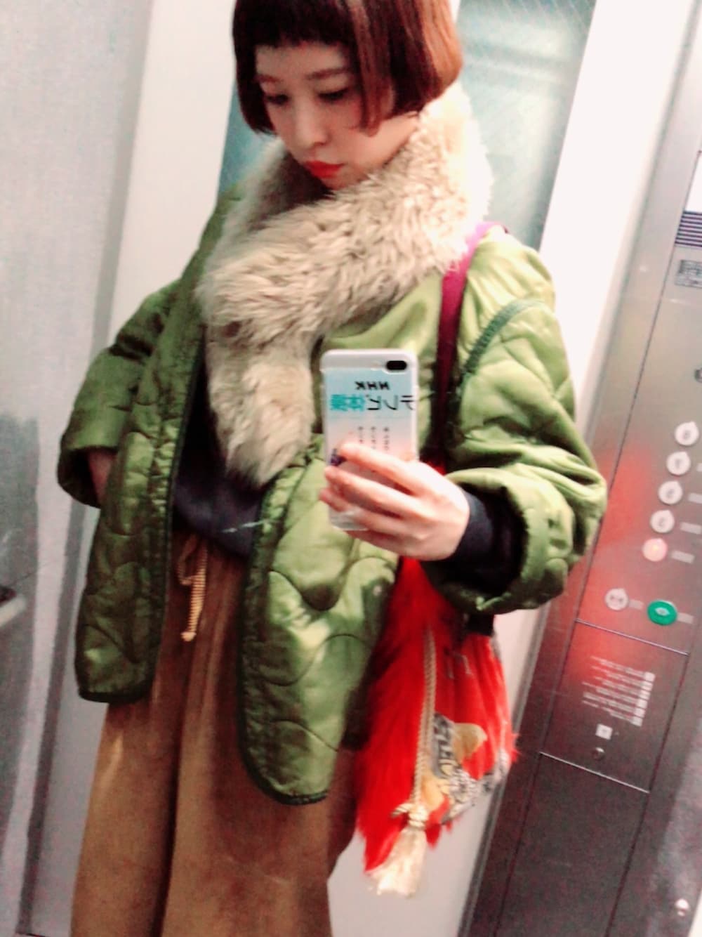 「古着、ボブ、ライナージャケット、DiamondWhipess、ファー小物」｜「古着屋さんのアイテム（その他アウター、グリーン系）」を使った、みー。さん（レディース・162cm）の冬コーディネートの1枚目の写真