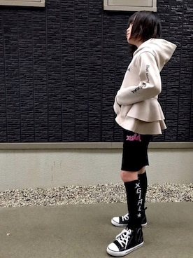ソックス 靴下を使った タイトスカート の人気ファッションコーディネート Wear