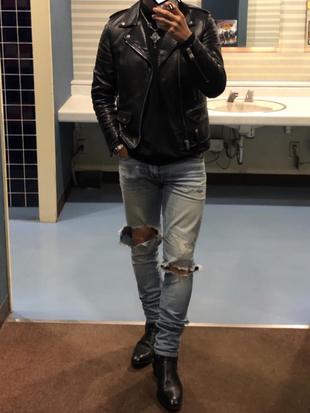 「saint laurent paris、Saint Laurent、登坂広臣、ライダース、L01」｜「SAINT LAURENT PARISのアイテム（ライダースジャケット、ブラック系）」を使った、Takuma さん（メンズ・175cm）の秋コーディネートの1枚目の写真