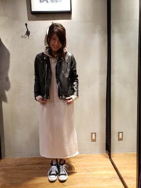 「ラフスタイル」｜「アイテム（ライダースジャケット）」を使った、Asukaさん（レディース・166cm）の夏コーディネート