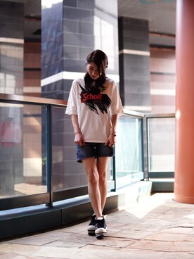 「schott（ショット）のSchott/ショット/SCRIBBLE T-SHIRT（Tシャツ/カットソー）」を使った、Asukaさん（レディース・166cm）の夏コーディネート