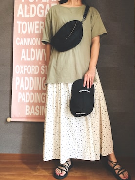 「小花柄」｜「アイテム（キャップ）」を使った、サミ〜さん（レディース・153cm）の夏コーディネート