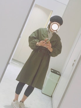 「ワンピース×スニーカー」｜「アイテム（ハンチング/ベレー帽）」を使った、Eさん（レディース・167cm）の秋コーディネート