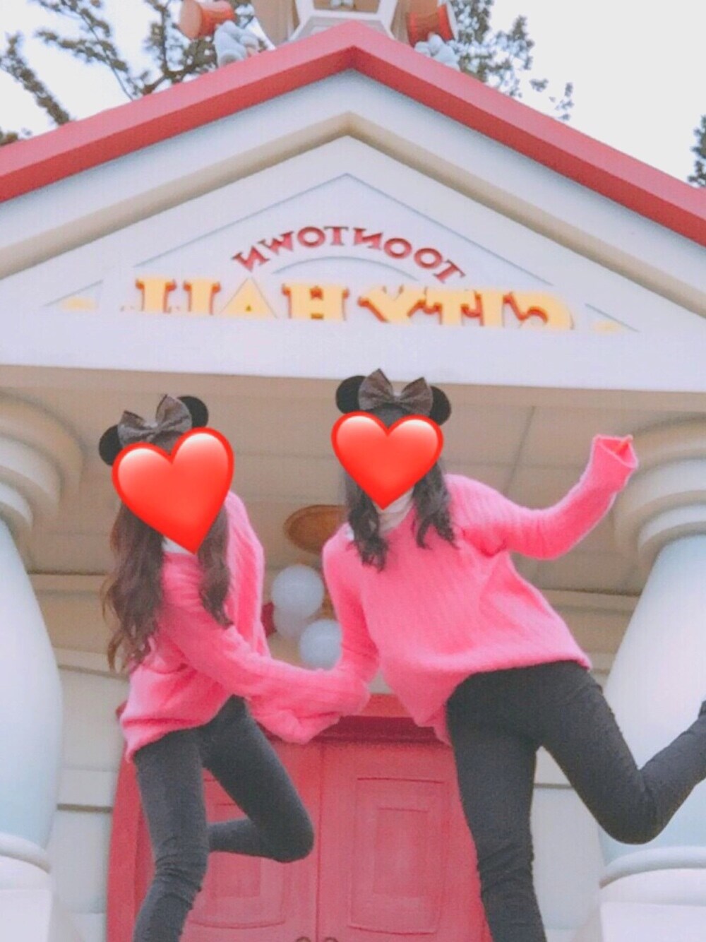「TDL」｜「GAPのアイテム（ニット/セーター、ピンク系）」を使った、cherryさん（レディース・163cm）の冬コーディネートの1枚目の写真