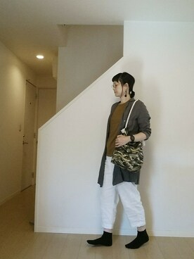 「おおぶりピアス」｜「アイテム（チェスターコート）」を使った、sieluさん（レディース・168cm）の秋コーディネート