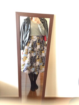 ァャンナさんの「【STIN #ME】タックフレア柄スカート」を使ったコーディネート