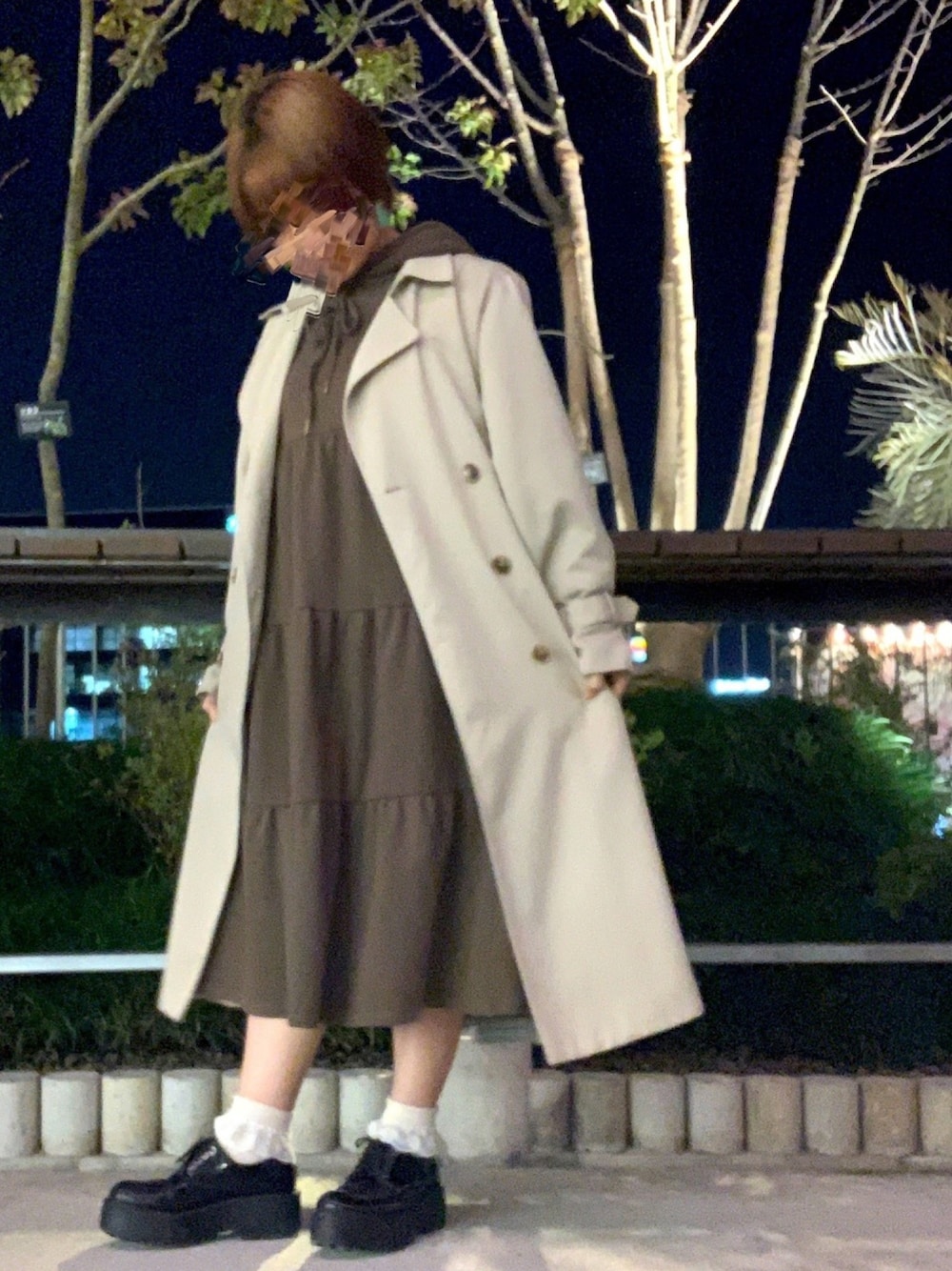 「低身長コーデ、はるコーデ」｜「RETRO GIRLのアイテム（トレンチコート、ベージュ系）」を使った、Sayakaさん（レディース・152cm）の春コーディネートの1枚目の写真