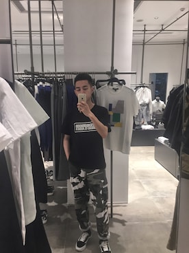 「ROTHCO（ロスコ）のアイテム（チノパンツ）」を使った、大猫不是喵さん（メンズ・173cm）の春コーディネート