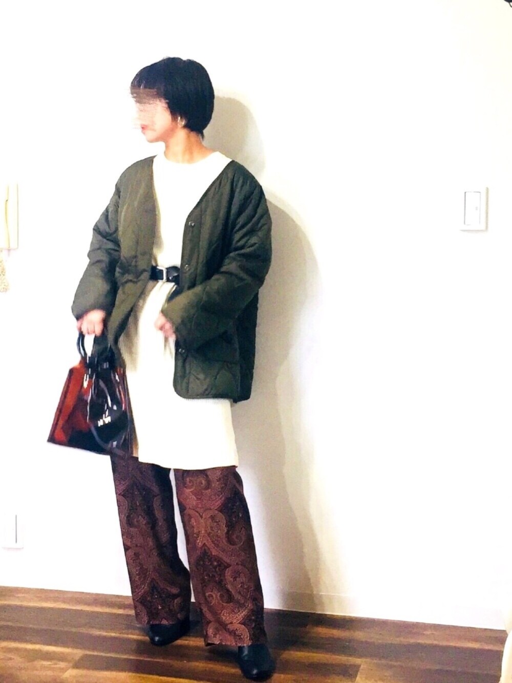「春コーデ、大人カジュアル、大人コーデ」｜「TODAYFULのVintageリブワンピース（ワンピース、ホワイト系）」を使った、yu.さん（レディース・159cm）の春コーディネートの1枚目の写真