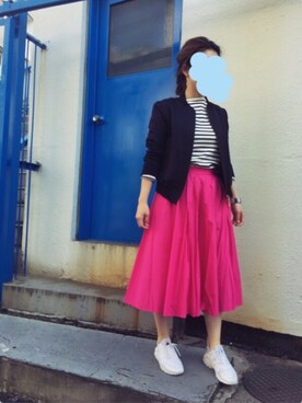 「ホワイトスニーカー」｜「アイテム（ブルゾン）」を使った、MARIKO.Iさん（レディース・156cm）の春コーディネート