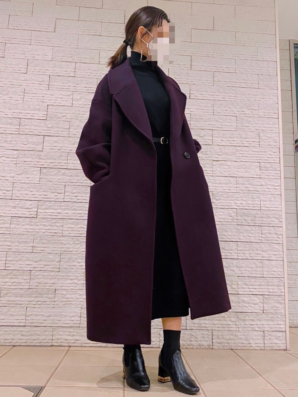 「ZARA、カラーコート、ブラックコーデ」｜「ZARAのアイテム（ジャケット/アウター、パープル系）」を使った、ｙｕさん（レディース・159cm）の春コーディネートの1枚目の写真