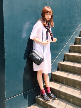 「UNIQLO（ユニクロ）のアイテム（シャツワンピース）」を使った、村田倫子さん（レディース・163cm）の秋コーディネート