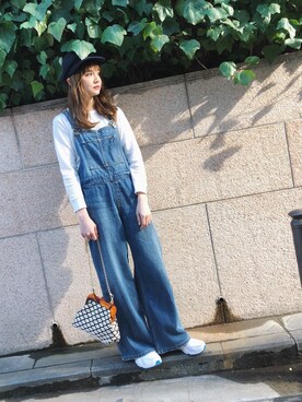 「JOURNAL STANDARD relume（ジャーナルスタンダード　レリューム）のアイテム（オールインワン・サロペット）」を使った、村田倫子さん（レディース・163cm）の春コーディネート