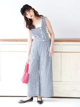 「ZARA（ザラ）のアイテム（オールインワン・サロペット）」を使った、村田倫子さん（レディース・163cm）の春コーディネート