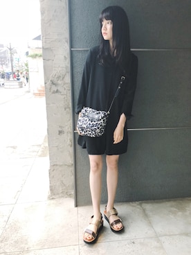 「Marc by Marc Jacobs（マークバイマークジェイコブス）のアイテム（バッグ）」を使った、村田倫子さん（レディース・163cm）の夏コーディネート