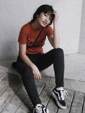 「FOXのアイテム」を使った、chantalさん（レディース・166cm）の秋コーディネート