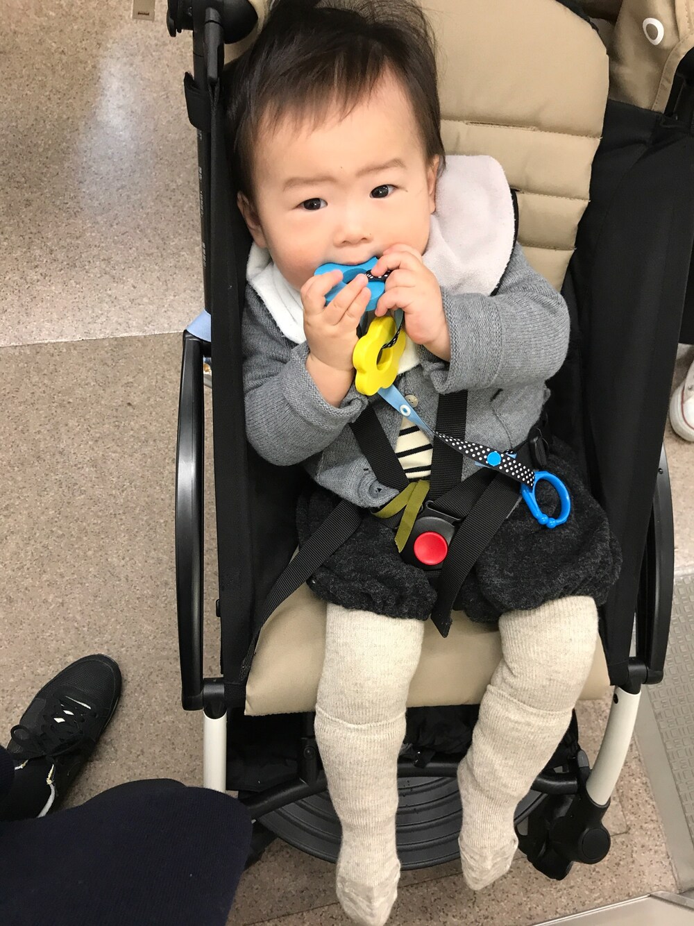 「赤ちゃん、9カ月、冬コーデ、キッズファッション」｜「tinycottonsのアイテム（ロンパース、その他）」を使った、Haruさん（キッズ・60cm）の秋コーディネートの1枚目の写真