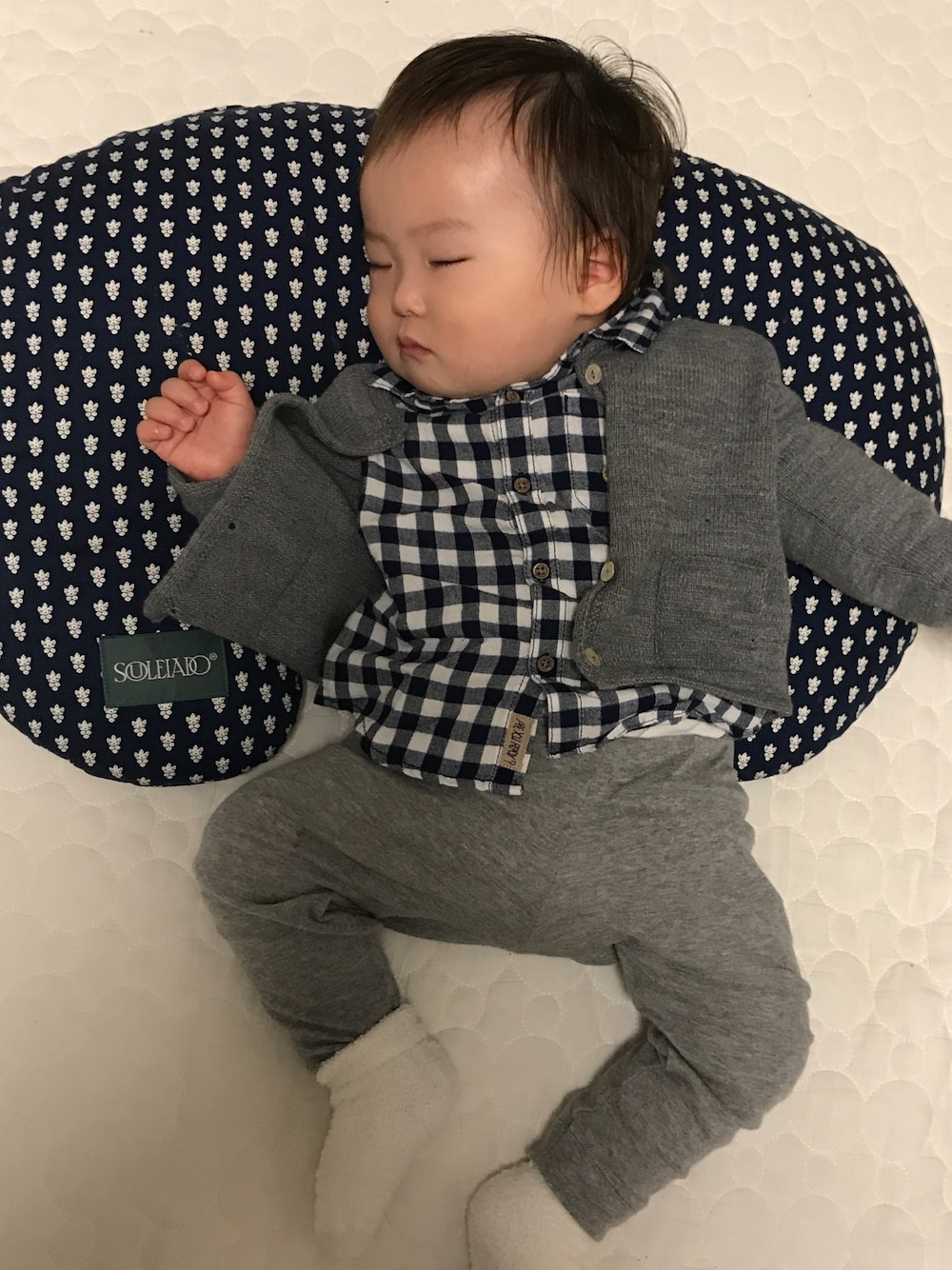 「赤ちゃん、男の子、10カ月、保育園コーデ」｜「ZARA KIDSのアイテム（シャツ/ブラウス、その他）」を使った、Haruさん（キッズ・60cm）の秋コーディネートの1枚目の写真