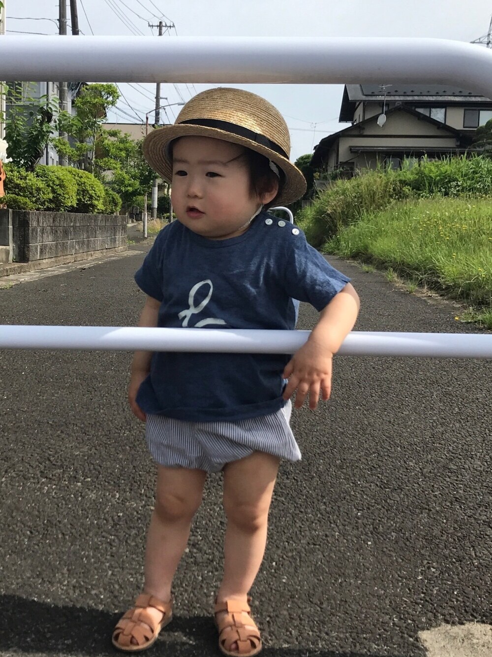 「男の子、夏コーデ、一歳、色白」｜「agnes b.のL  SY69 TS（Tシャツ/カットソー、ブルー系）」を使った、Haruさん（キッズ・80cm）の夏コーディネートの1枚目の写真