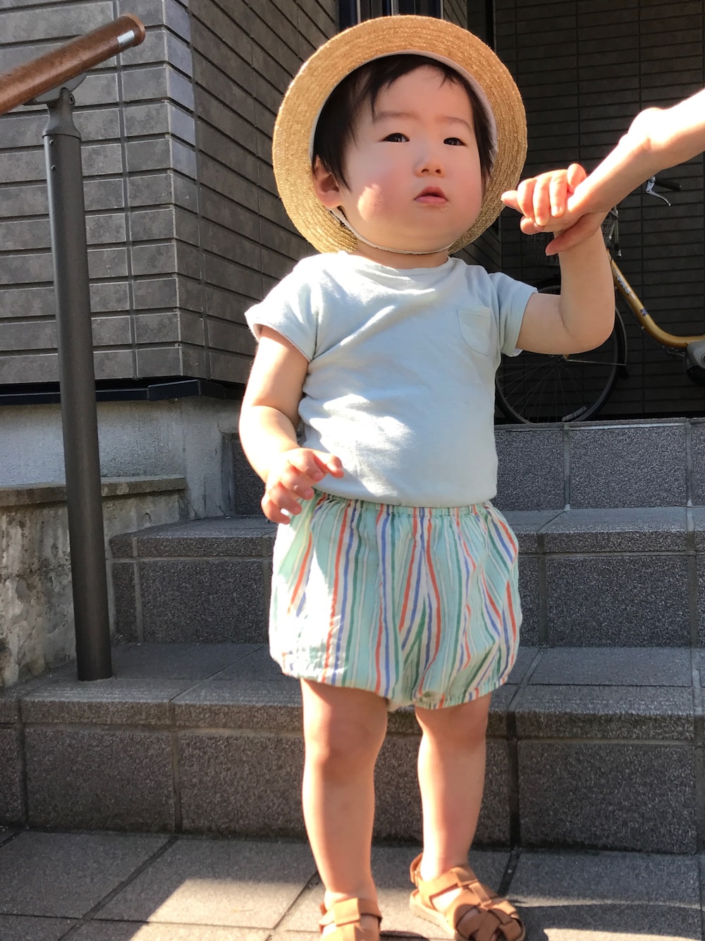 「一歳、男の子、夏コーデ、色白男子、色白」｜「caramelのアイテム（Tシャツ/カットソー、グリーン系）」を使った、Haruさん（キッズ・80cm）の夏コーディネートの1枚目の写真