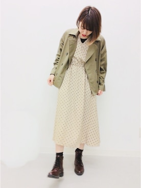 「レトロ」｜「アイテム（トレンチコート）」を使った、さこさん（レディース・162cm）の春コーディネート