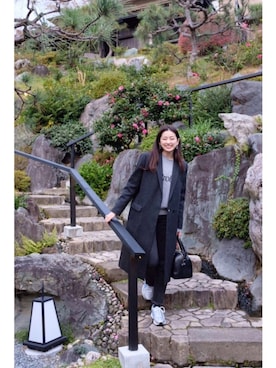 「JOHN LAWRENCE SULLIVAN（ジョンローレンスサリバン）のアイテム（チェスターコート）」を使った、Chisato さん（レディース・166cm）の春コーディネート