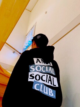 ANTI SOCIAL SOCIAL CLUBのキャップを使った人気ファッション