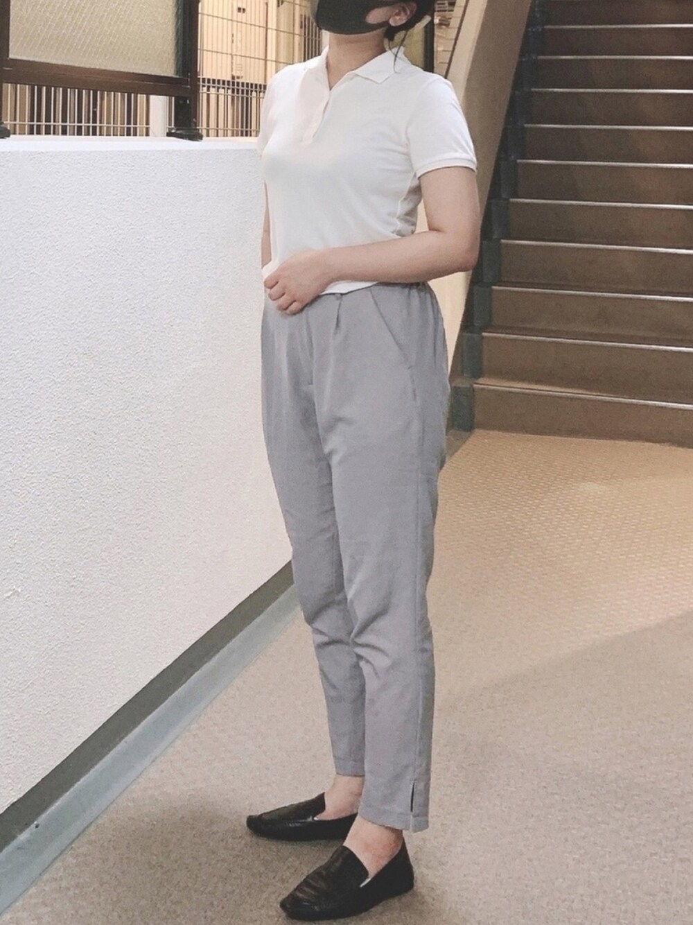 「きれいめカジュアル、UNIQLO、ポロシャツ、スラックス、ローファー、LOWRYS FARM、グレー、ホワイトコーデ」｜「♡のアイテム（その他雑貨、その他）」を使った、あじ🌷さん（レディース・164cm）の夏コーディネートの1枚目の写真