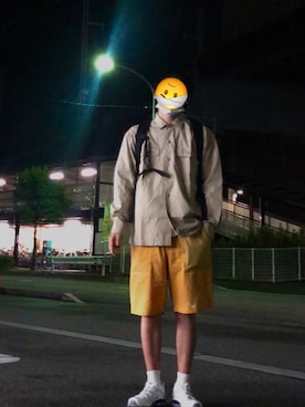 「アイテム（カーゴパンツ、イエロー系）」を使った、zoecさん（メンズ・175cm）の夏コーディネート