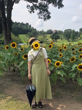 「麦わら帽子」｜「アイテム（ジャンパースカート）」を使った、akariさん（レディース・156cm）の夏コーディネート